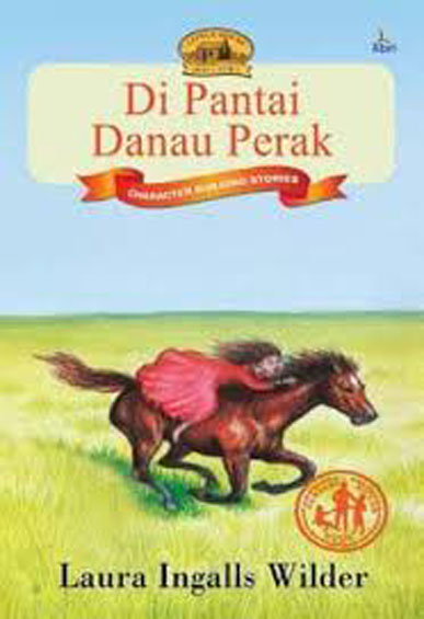 Di Pantai Danau Perak